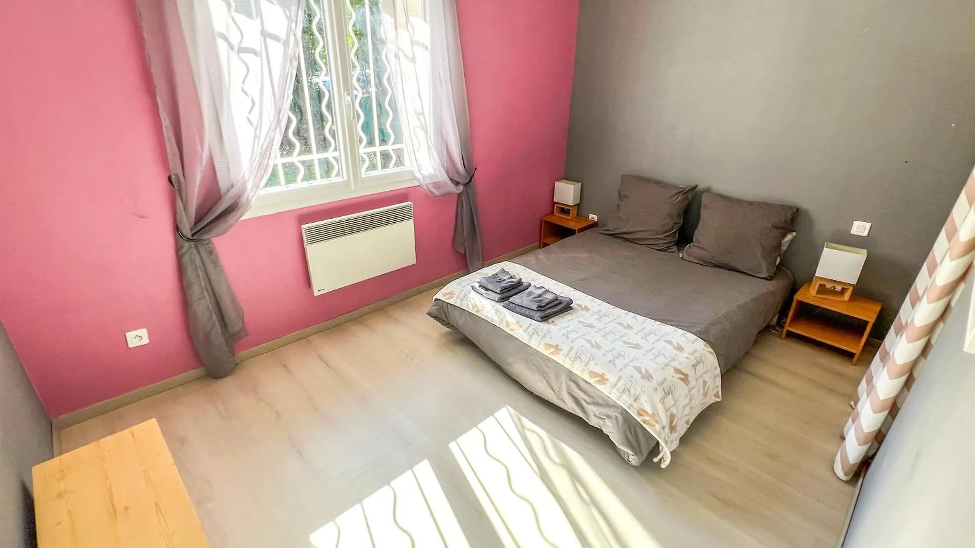 Ac - Car Parking - Garden - Near Ramparts Apartment Avignon